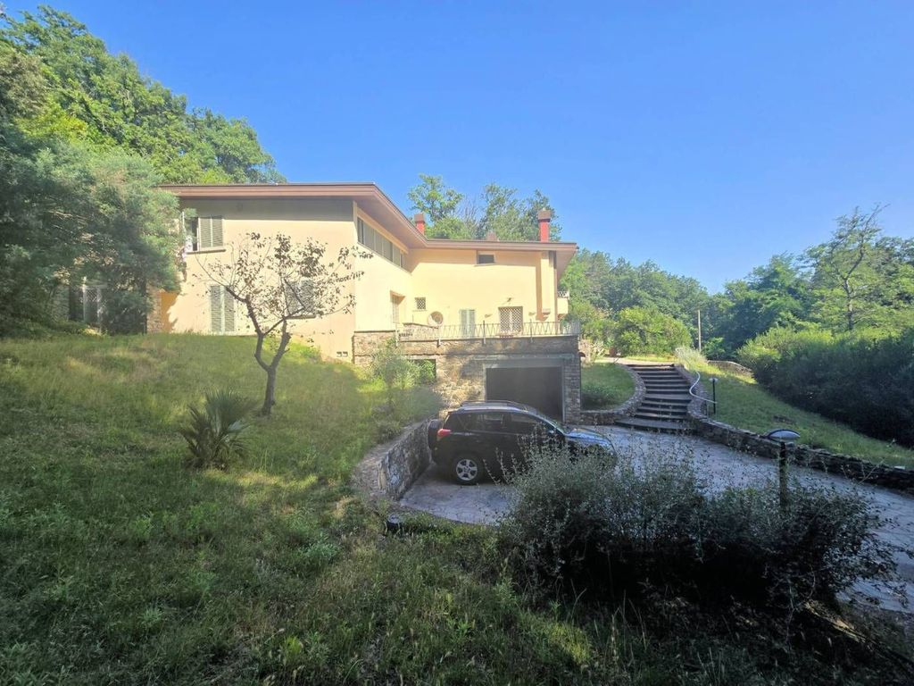 Luxury House for sale in Montemurlo, 950 000 €, Photo 4
