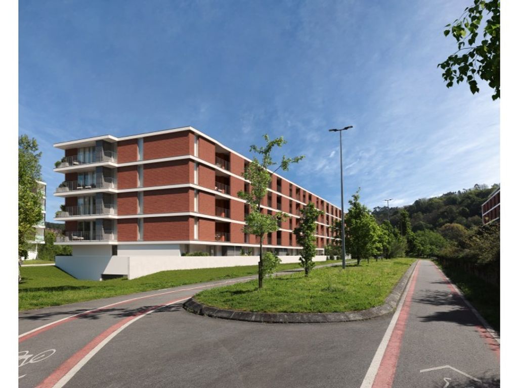 Luxury Apartment for sale in Guimarães, 415 000 €, Photo 2