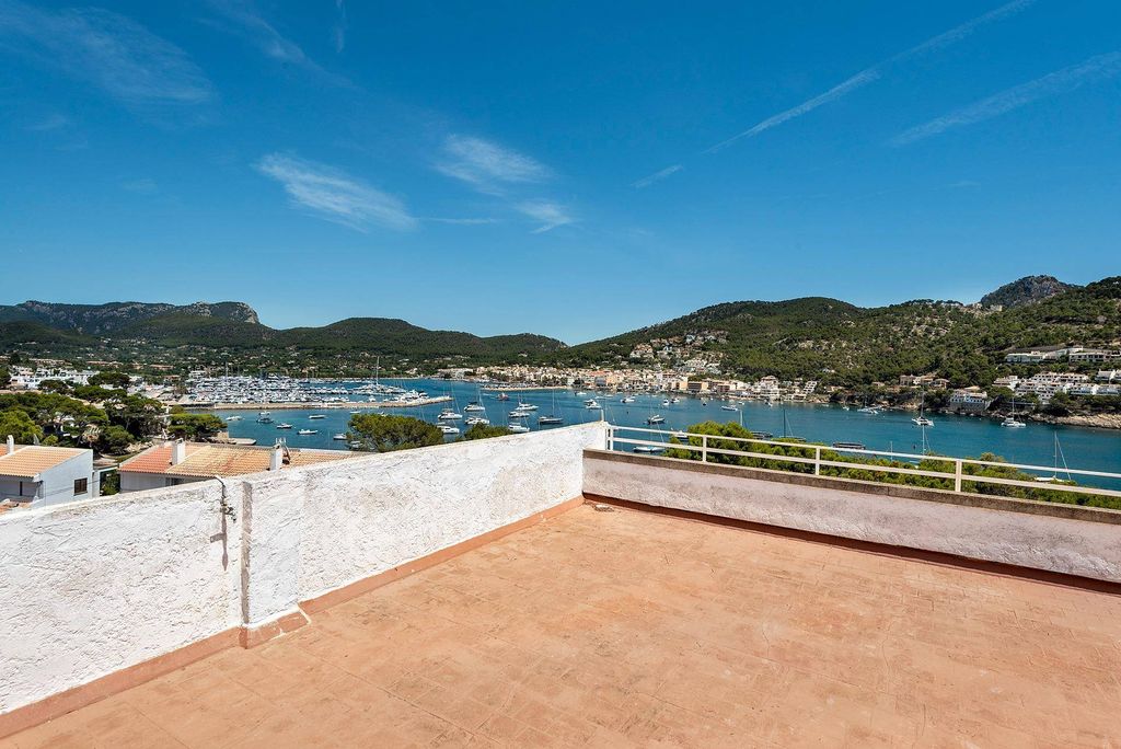 Luxury Apartment for sale in Andratx, 2 200 000 €, Photo 2