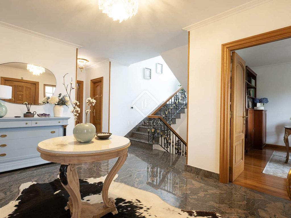 Luxury House for sale in Santiago de Compostela, 1 200 000 €, Photo 5