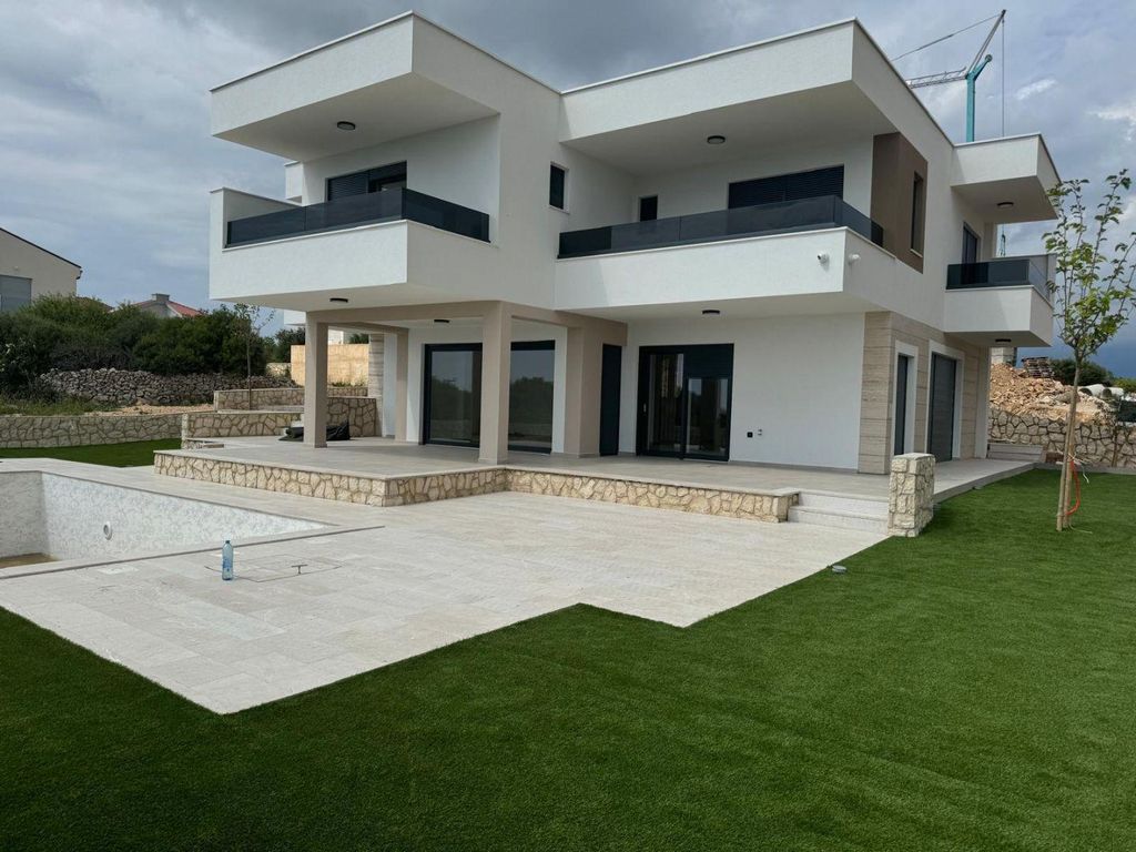 Maison de luxe à vendre à Novalja, 970 000 €, Photo 3