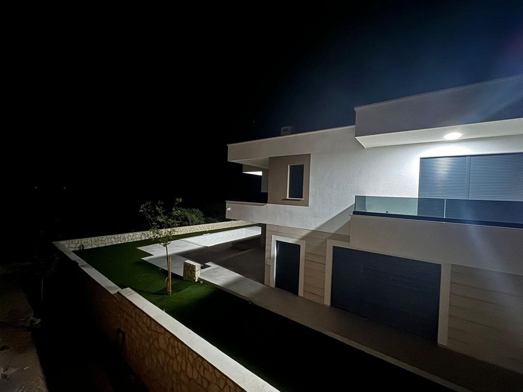 Maison de luxe à vendre à Novalja, 970 000 €, Photo 7