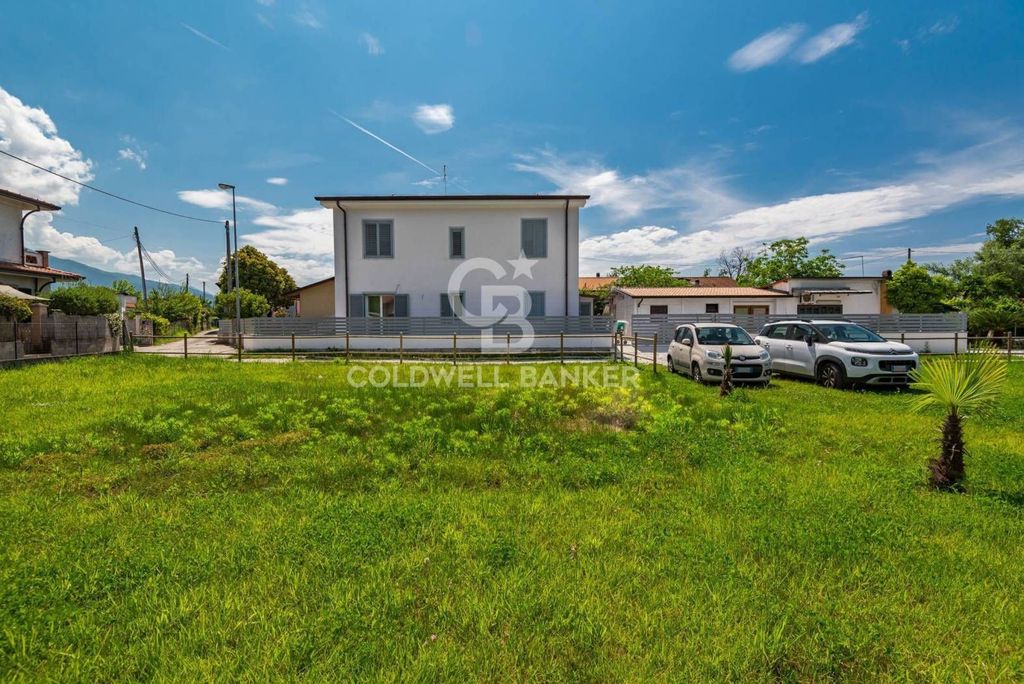 Appartement de luxe à vendre à Massa, 465 000 €, Photo 2