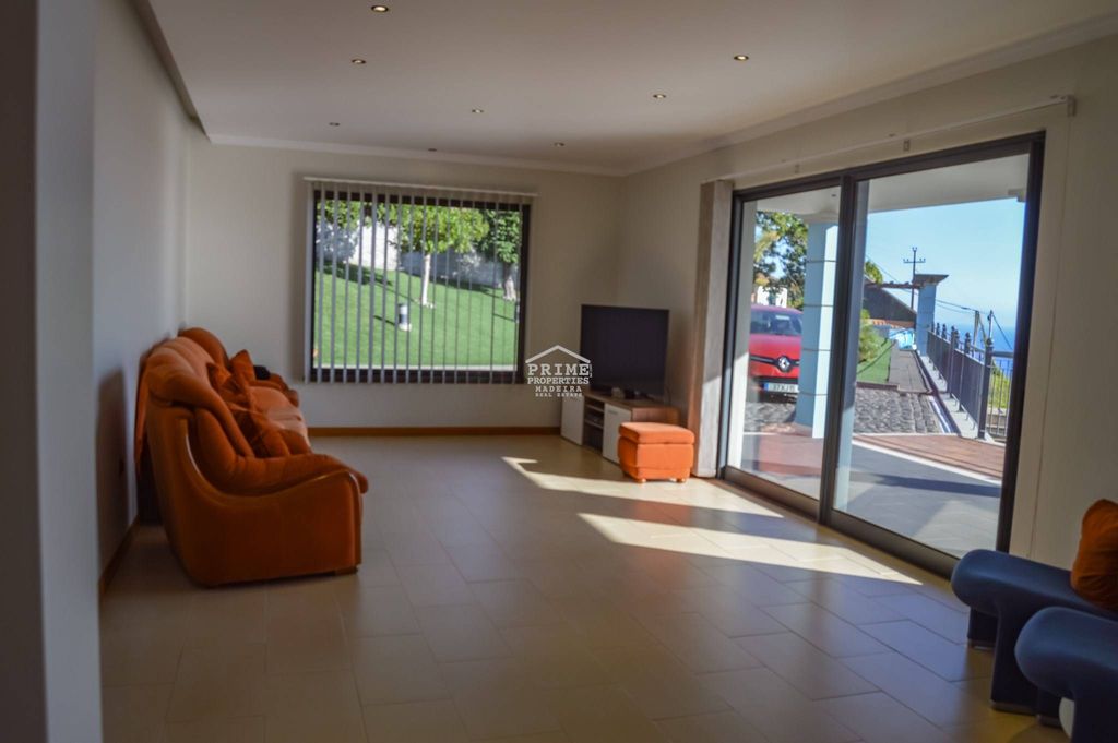Luxury House for sale in Calheta, 1 100 000 €, Photo 7