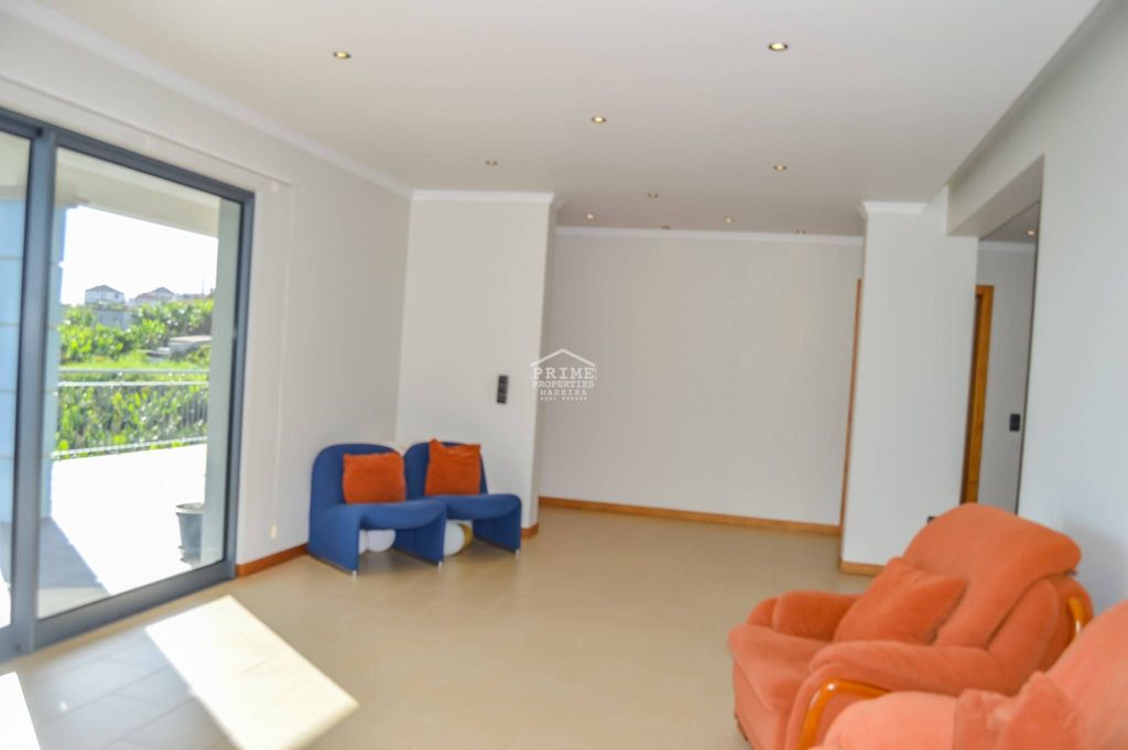 Luxury House for sale in Calheta, 1 100 000 €, Photo 3