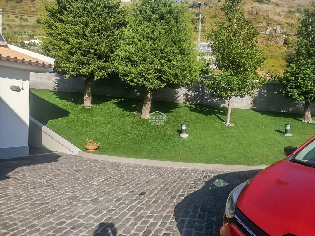 Luxury House for sale in Calheta, 1 100 000 €, Photo 6