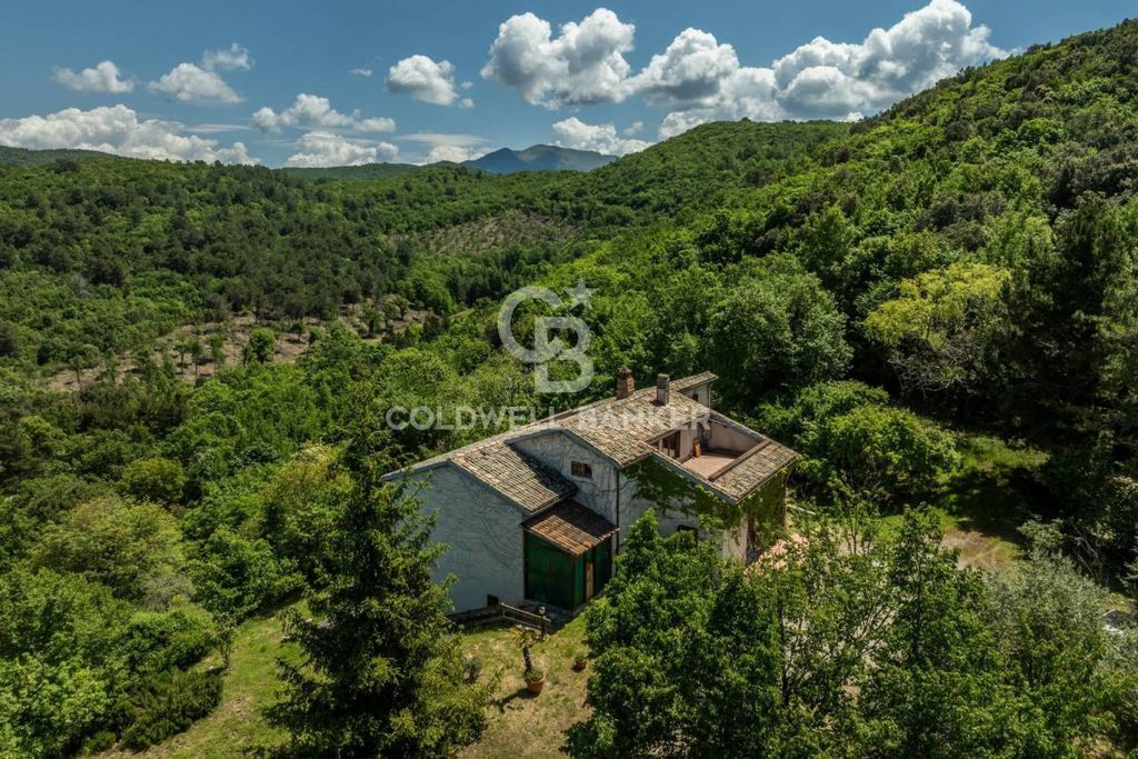 Maison de luxe à vendre à Spoleto, 520 000 €, Photo 3