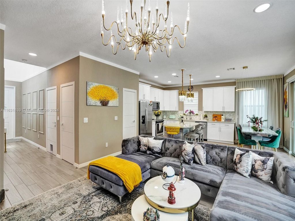 Luxury House for sale in Hollywood, 809 686 €, Photo 2