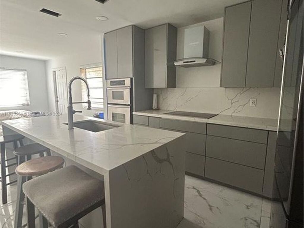 Luxury House for sale in Hollywood, 553 957 €, Photo 3