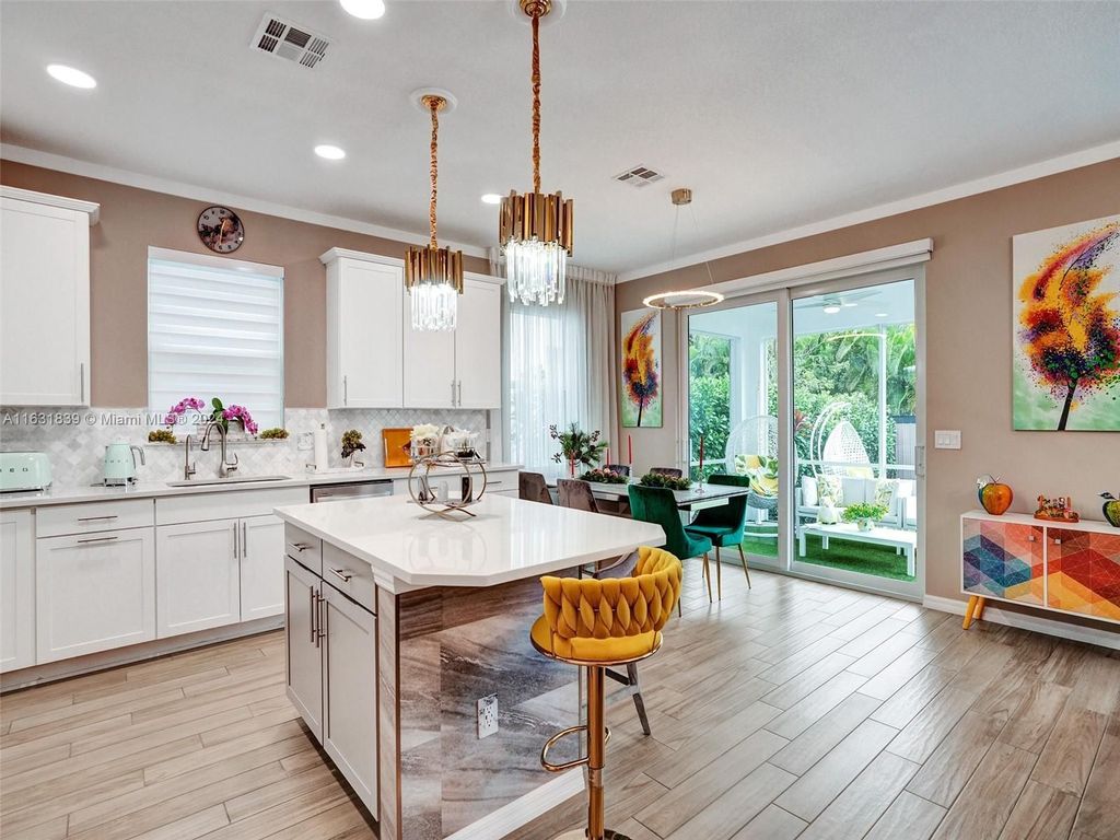 Luxury House for sale in Hollywood, 809 686 €, Photo 6