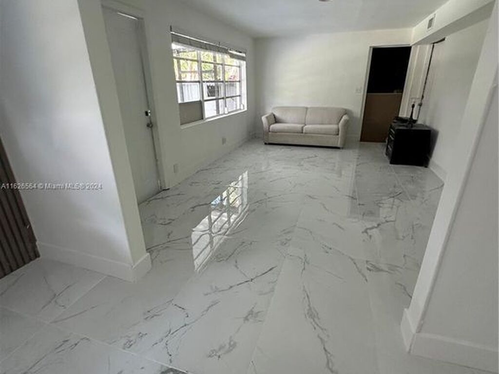 Luxury House for sale in Hollywood, 553 957 €, Photo 7