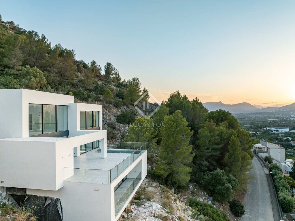 Luxury House for sale in Denia, 1 770 000 €, Photo 1