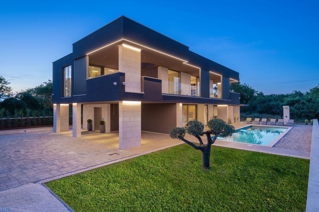Maison de luxe à vendre à Krnica, 1 690 000 €, Photo 4