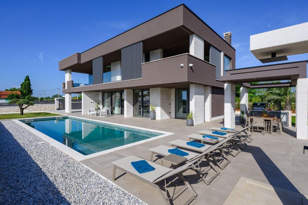 Maison de luxe à vendre à Krnica, 1 690 000 €, Photo 5