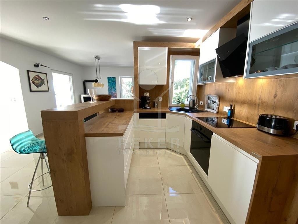 Maison de luxe à vendre à Omiš, 795 000 €, Photo 6