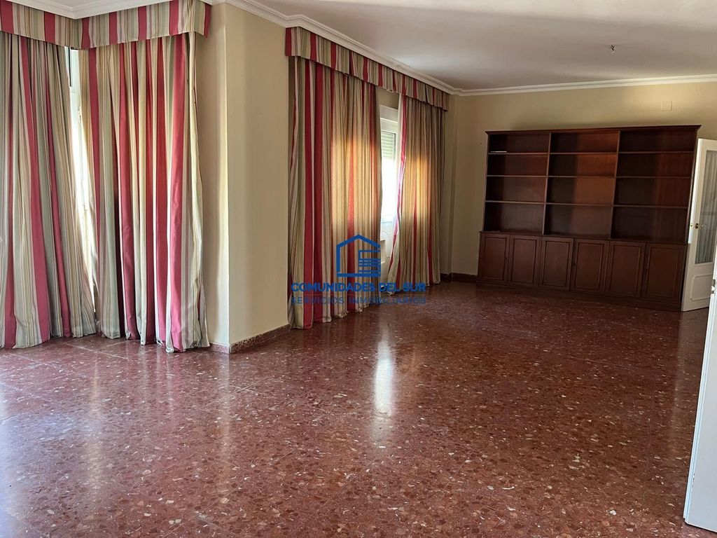 Appartement de luxe à vendre à Cadiz, 750 000 €, Photo 6