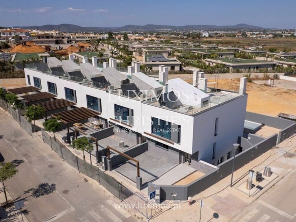 Maison de luxe à vendre à Montenegro, 1 050 000 €, Photo 3