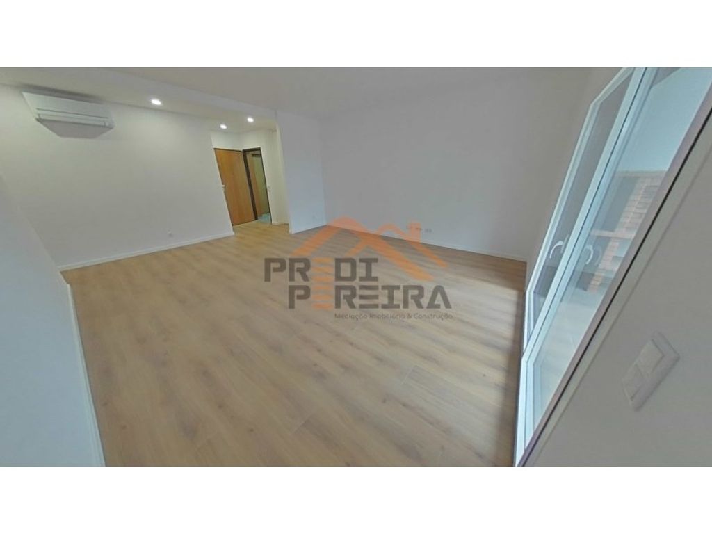 Luxury Apartment for sale in Odivelas, 695 000 €, Photo 2