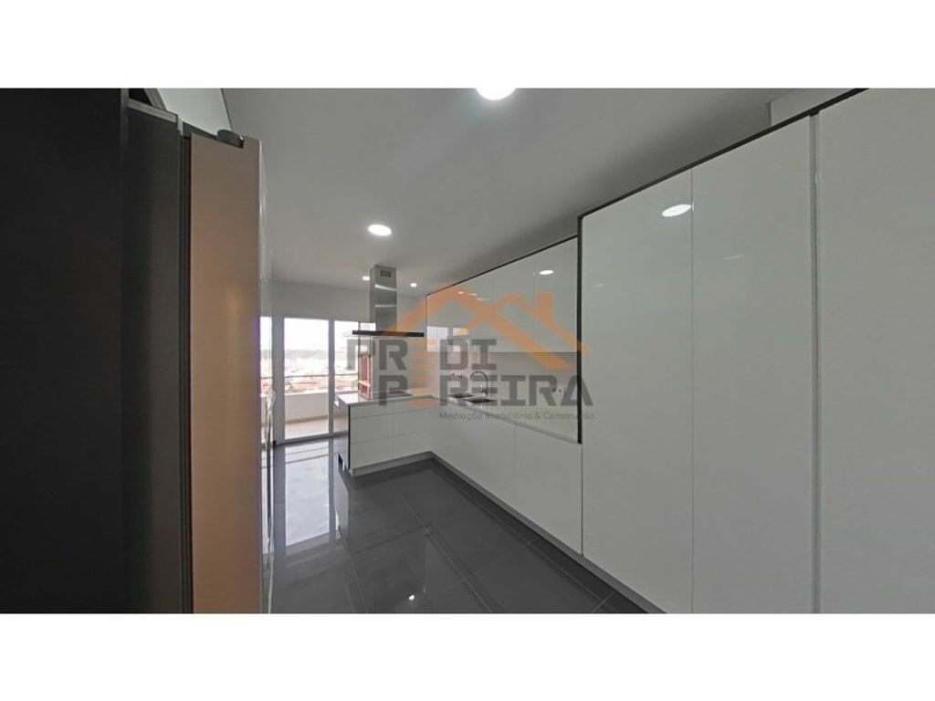 Luxury Apartment for sale in Odivelas, 695 000 €, Photo 3