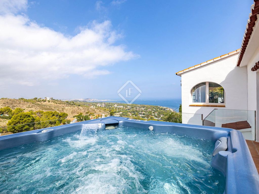 Luxury House for sale in Denia, 690 000 €, Photo 4
