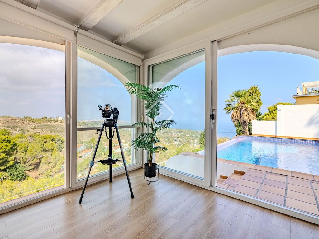 Luxury House for sale in Denia, 690 000 €, Photo 5
