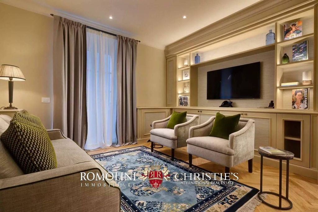 Luxury Apartment for sale in Florence, 2 000 000 €, Photo 3