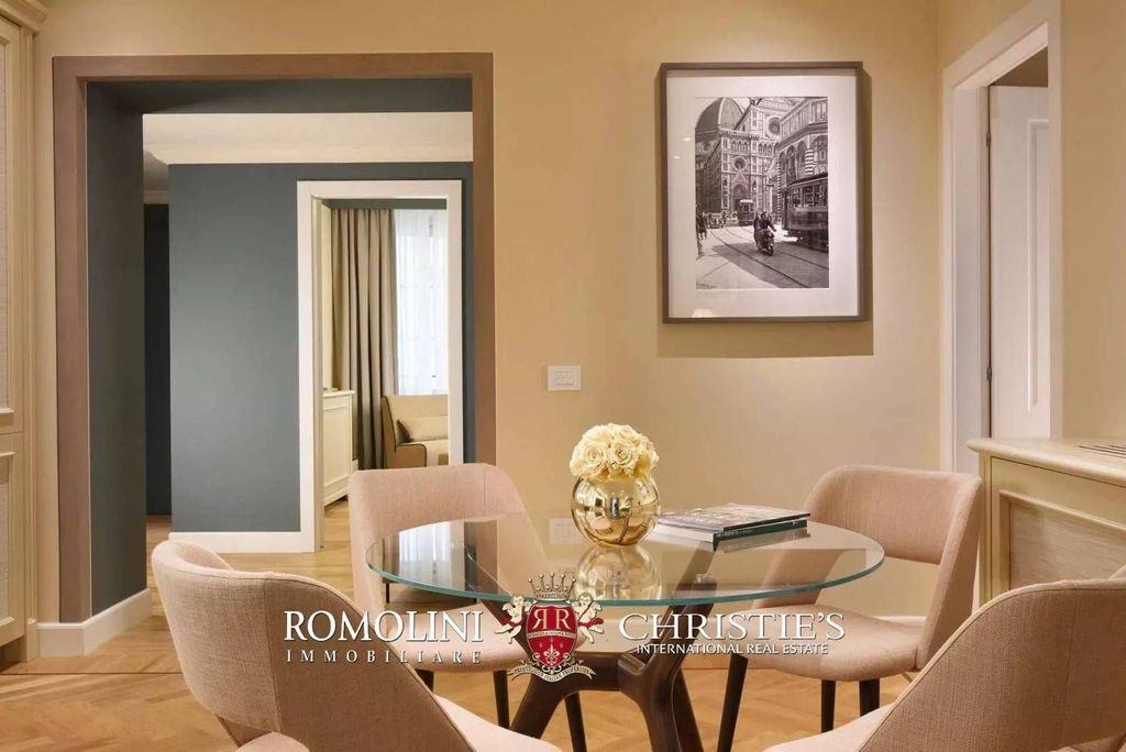 Luxury Apartment for sale in Florence, 2 000 000 €, Photo 5