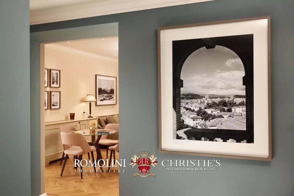 Luxury Apartment for sale in Florence, 2 000 000 €, Photo 6