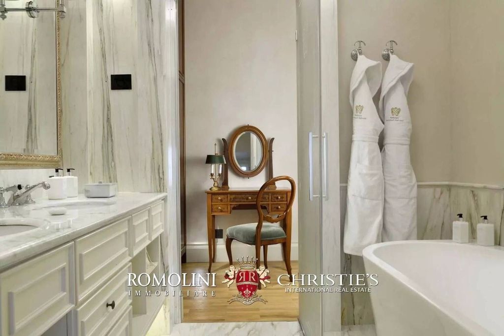 Luxury Apartment for sale in Florence, 3 500 000 €, Photo 4