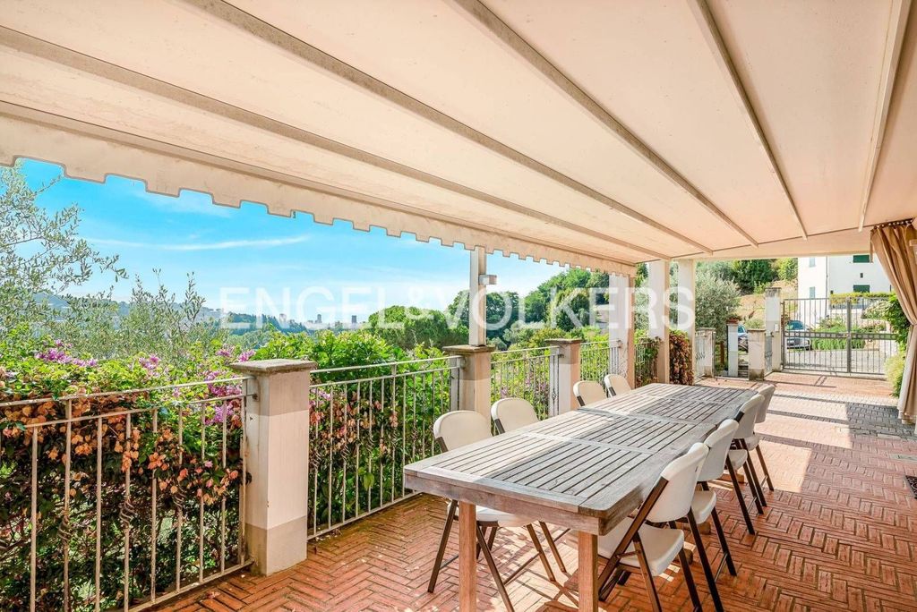 Maison de luxe à vendre à La Spezia, 790 000 €, Photo 2