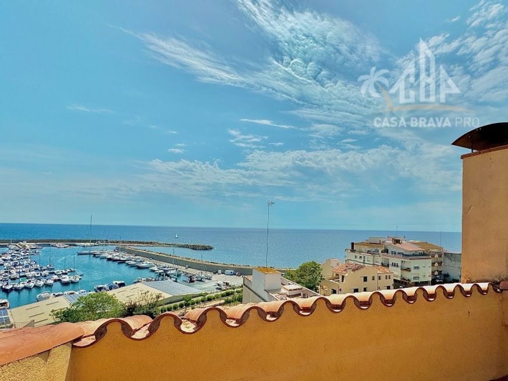 Luxury Apartment for sale in Palamós, 650 000 €, Photo 2