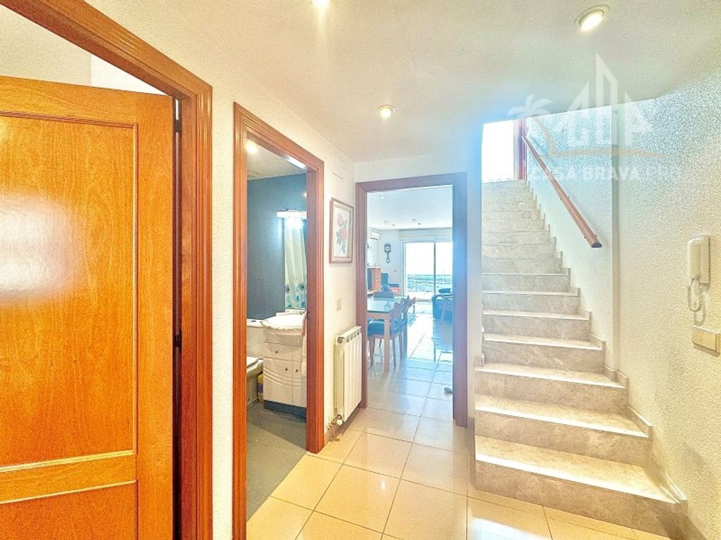 Luxury Apartment for sale in Palamós, 650 000 €, Photo 4