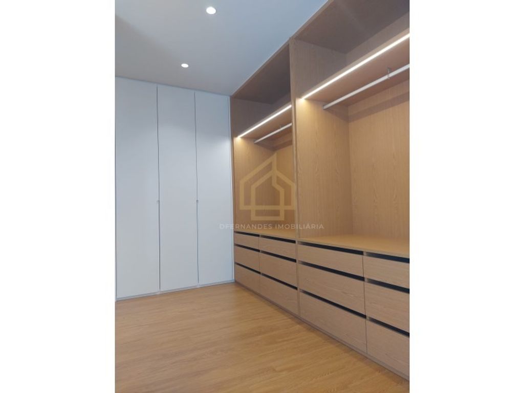 Luxury House for sale in Braga, 575 000 €, Photo 5