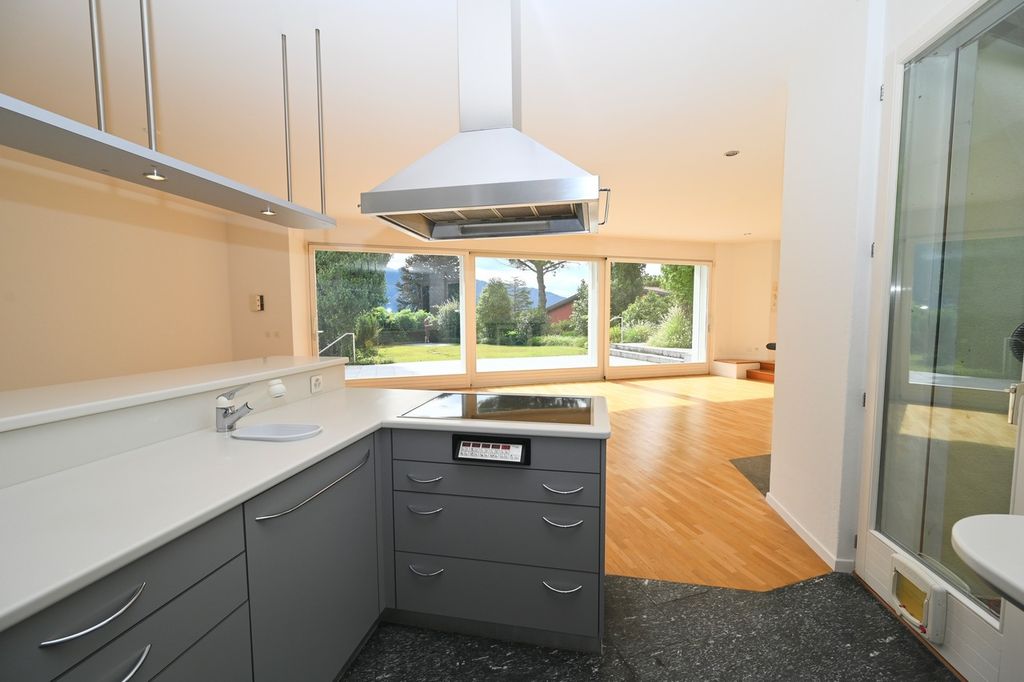Luxury House for sale in Carona, 2 056 426 €, Photo 2