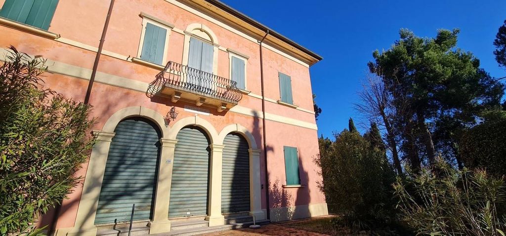 Luxury House for sale in Cesena, 1 300 000 €, Photo 1