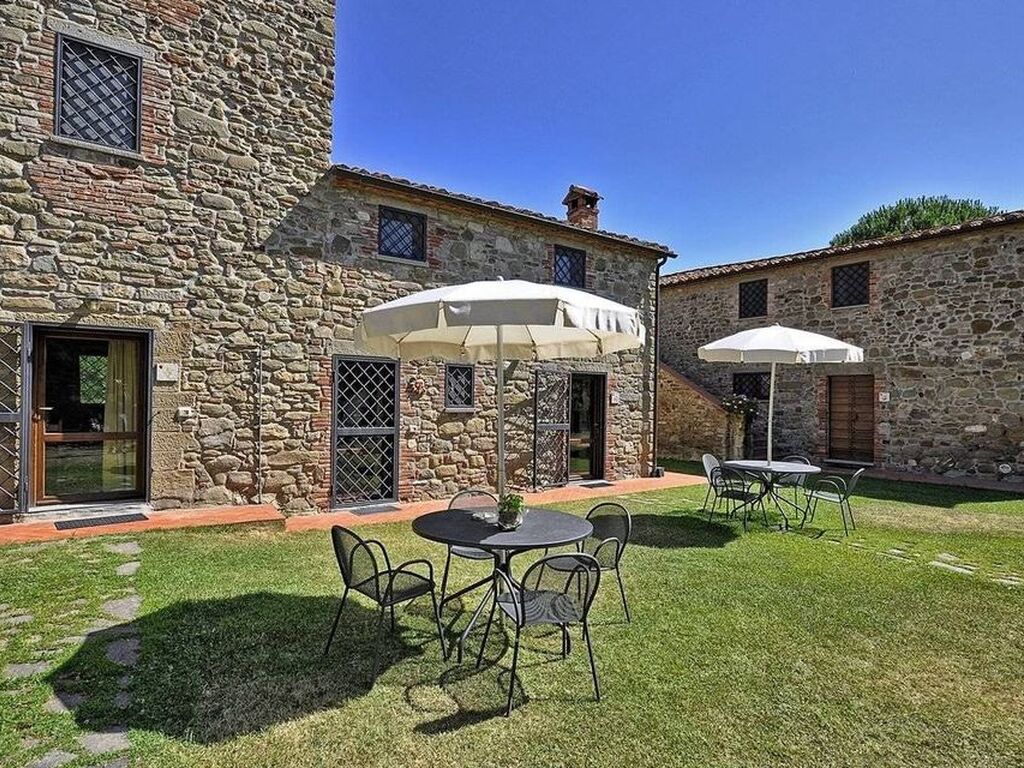 Maison de luxe à vendre à Tuoro Sul Trasimeno, 1 490 000 €, Photo 1