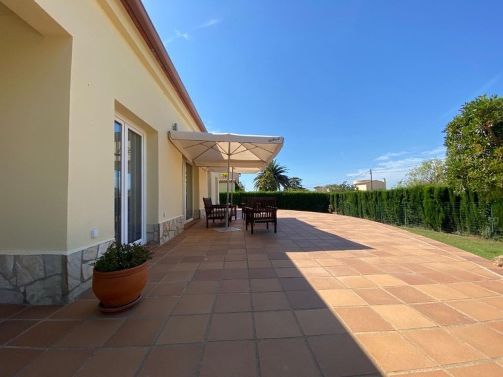 Luxury House for sale in L Estartit, 620 000 €, Photo 2