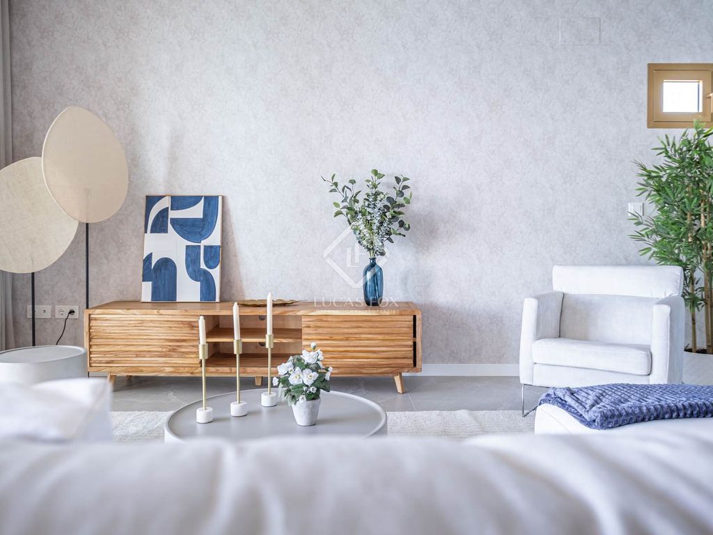 Luxury Apartment for sale in Benidorm, 1 075 000 €, Photo 4