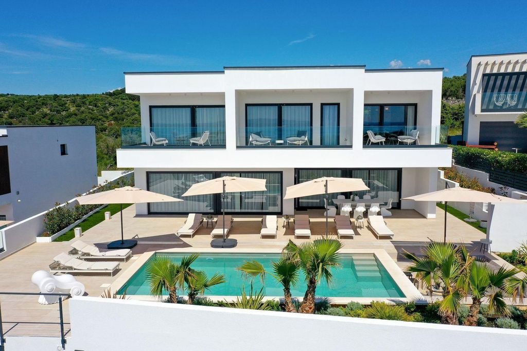 Maison de luxe à vendre à Novalja, 1 470 000 €, Photo 1