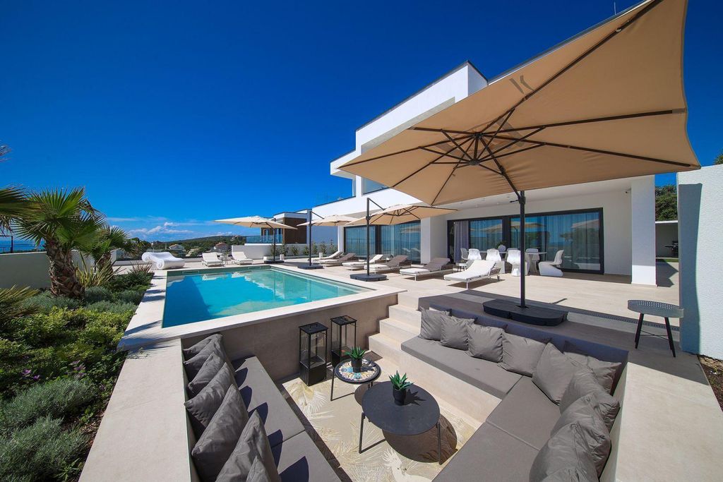 Maison de luxe à vendre à Novalja, 1 470 000 €, Photo 5