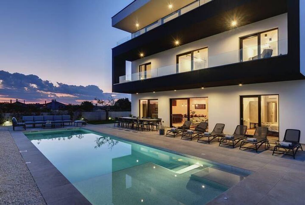 Maison de luxe à vendre à Veli Vrh, 2 075 000 €, Photo 5