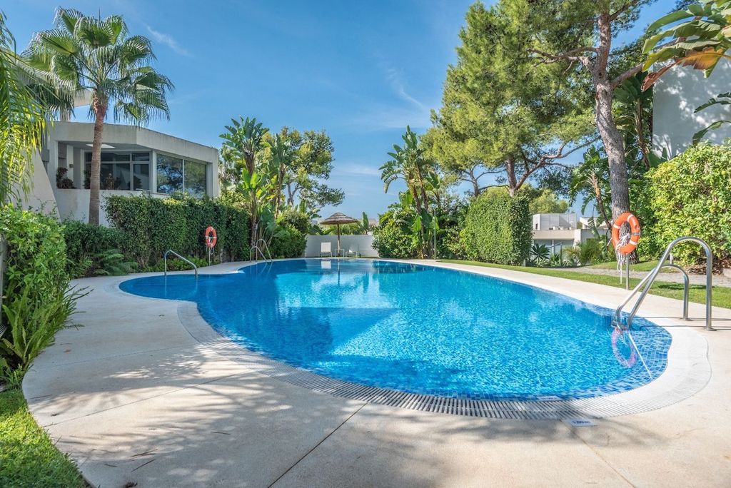 Luxury House for sale in Marbella, 1 495 000 €, Photo 3