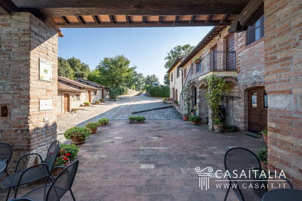 Maison de luxe à vendre à Todi, 2 500 000 €, Photo 7
