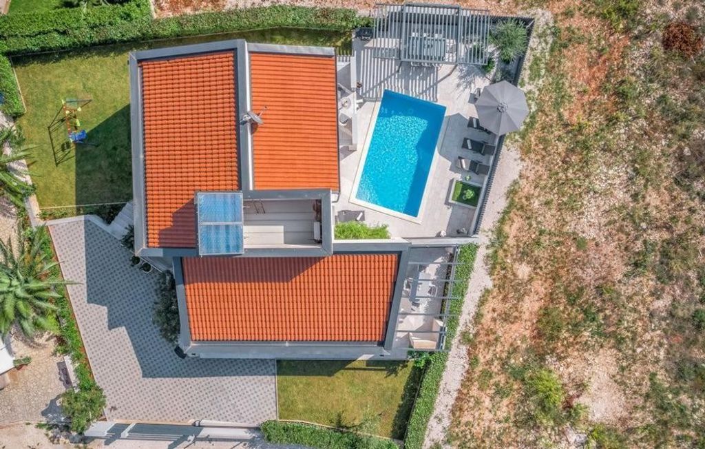 Maison de luxe à vendre à Medulin, 995 000 €, Photo 3