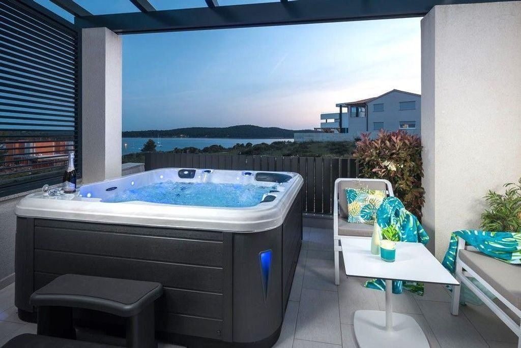 Maison de luxe à vendre à Medulin, 995 000 €, Photo 6