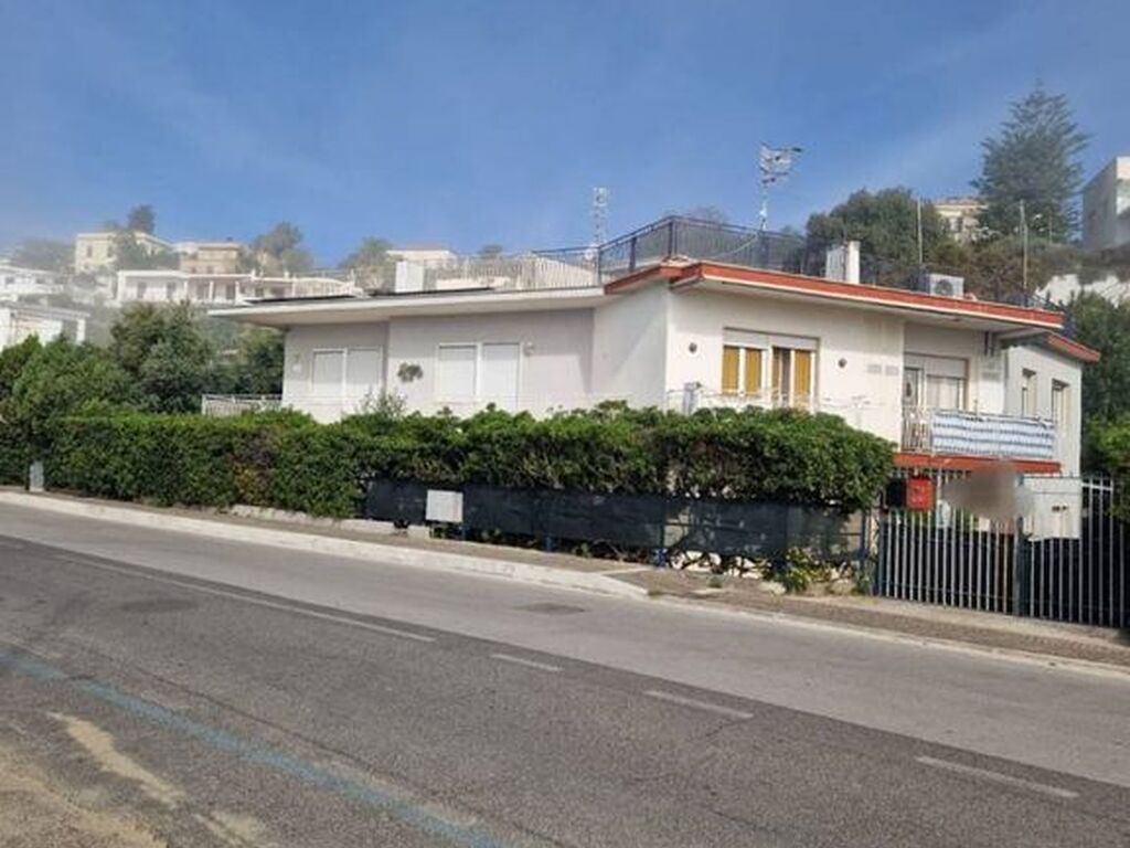 Luxury Apartment for sale in Gaeta, 470 000 €, Photo 1