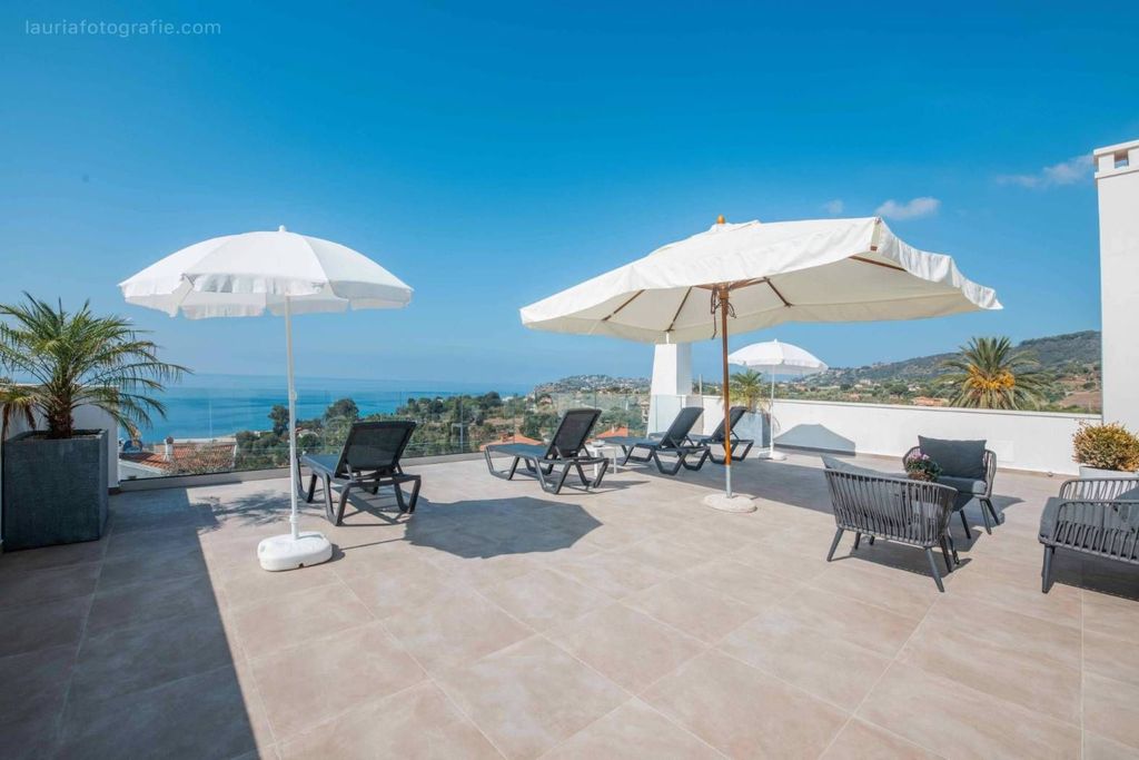Luxury House for sale in Joppolo, 1 490 000 €, Photo 5