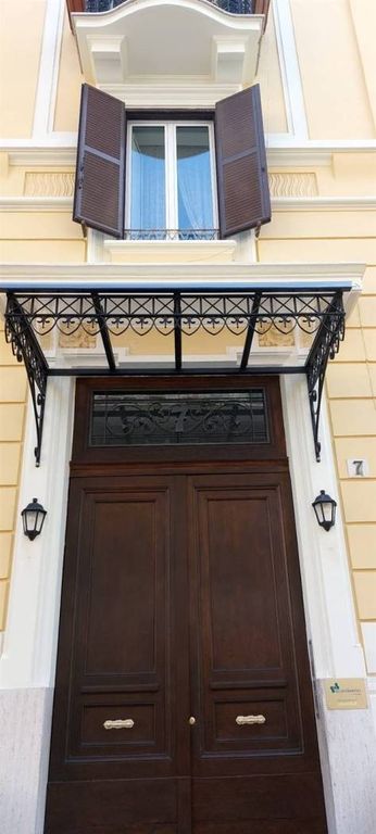 Luxury Apartment for sale in Rome, 1 690 000 €, Photo 5