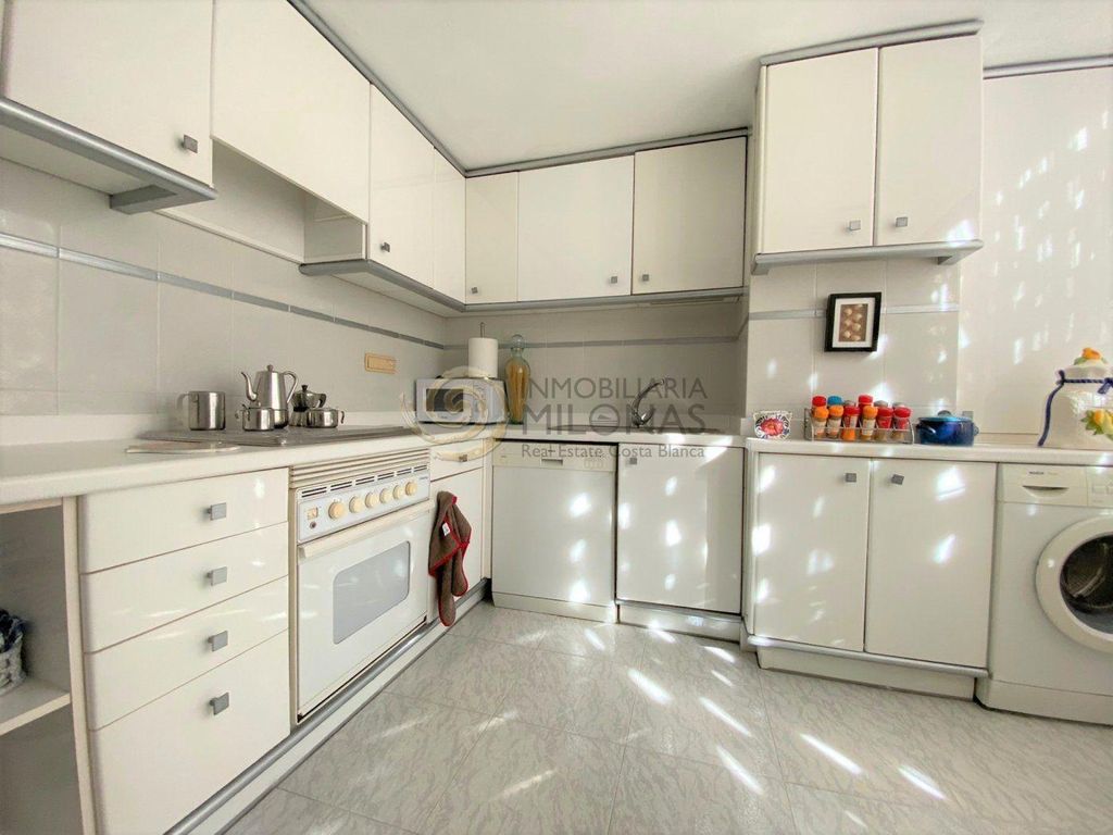 Luxury Apartment for sale in Benidorm, 650 000 €, Photo 4