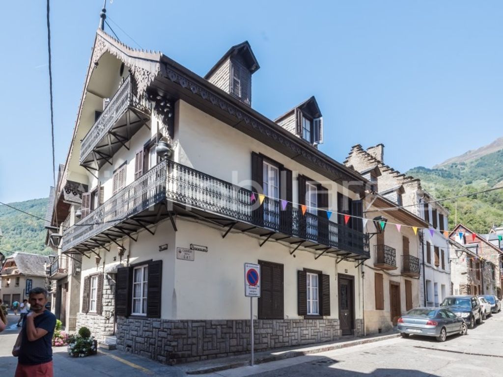 Maison de luxe à vendre à Bossòst, 450 000 €, Photo 1